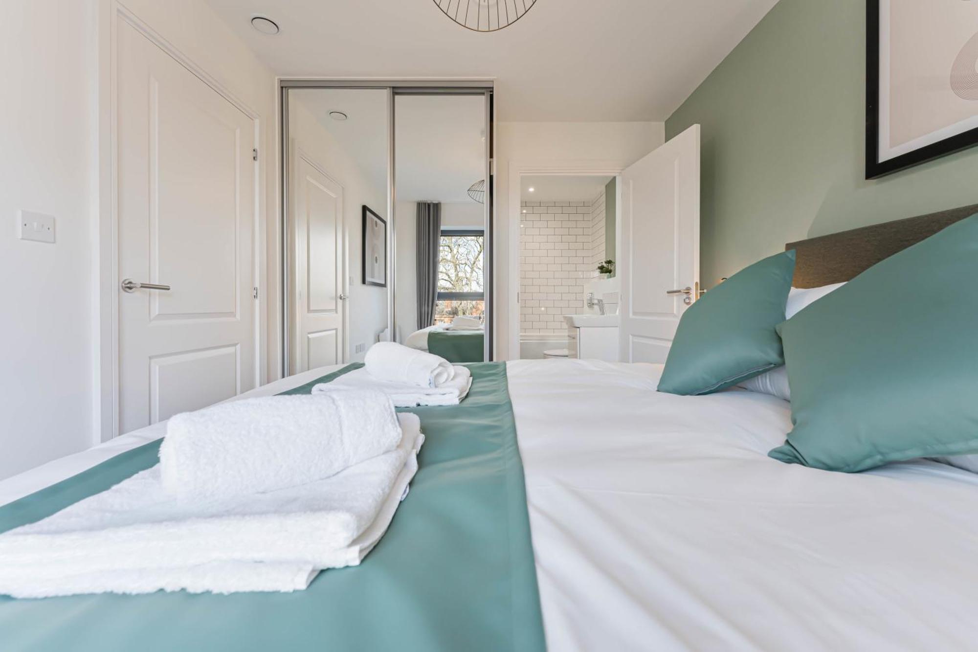 Apartment Stayzeni, Hardwick House Lovely 2 Bed Flat *